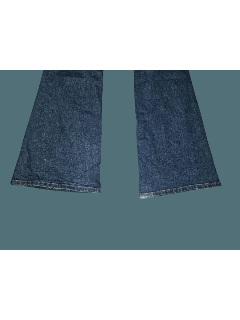 Celebrity Pink High Rise Flare Stretch Jeans Women Size 11/30 - Picture 6 of 12